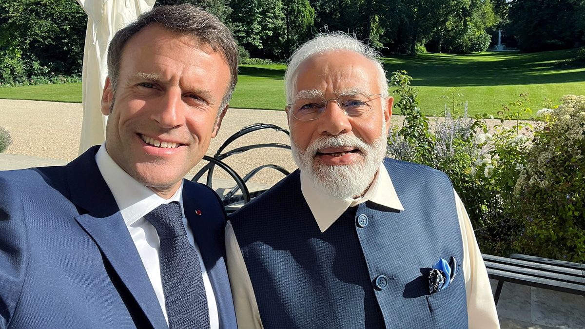 pm-modi-to-receive-macron-in-jaipur-today-road-show-fort-tour-in-the-offing
